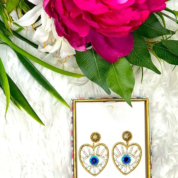 Evil Eye Earrings 🧿 - Picture 2 of 5